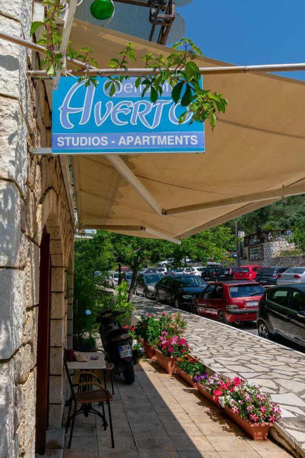 Averto Lefkáda 외부 사진